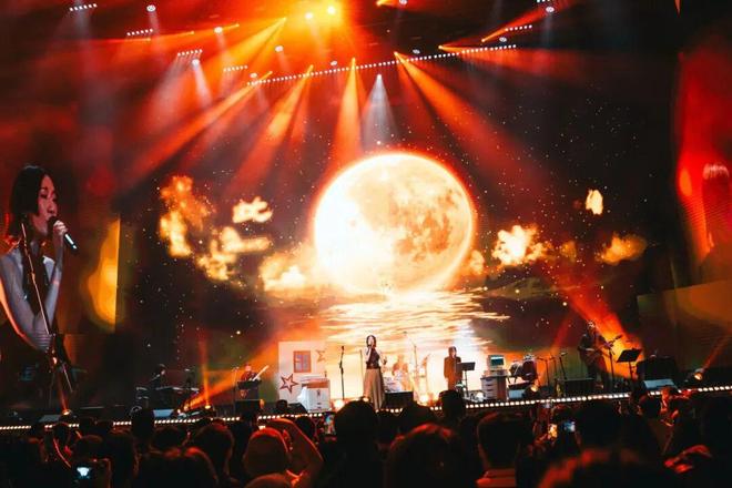 “会变魔术”的演出空间！AG真人探徐汇｜这里藏着(图5)